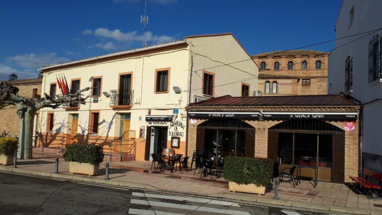 Bar restaurante Taberna Tulebras