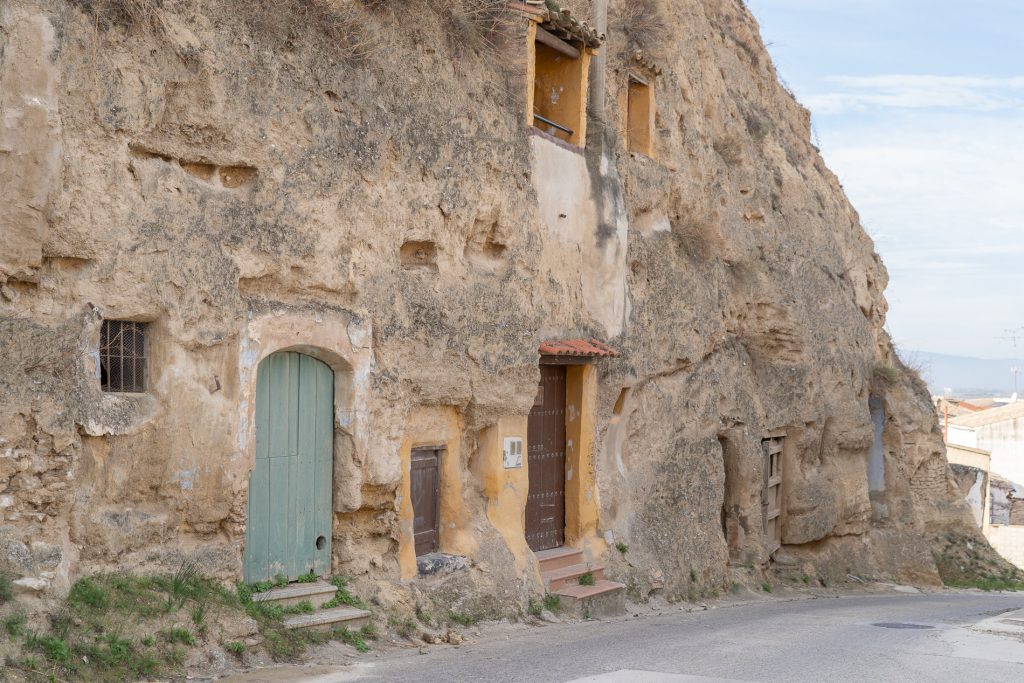 Valtierra - Cuevas
