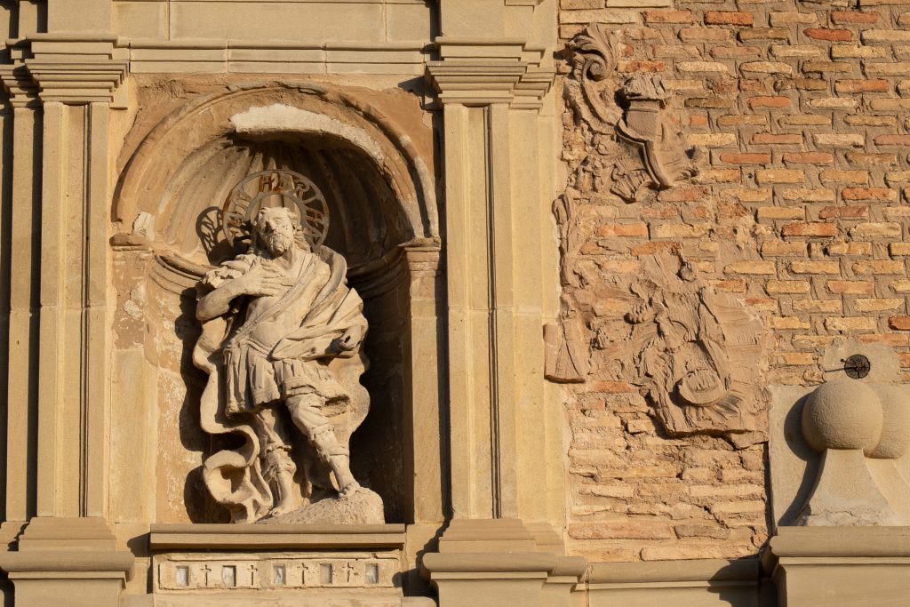 San Adrián - Iglesia antigua de San Adrián y Santa Natalia